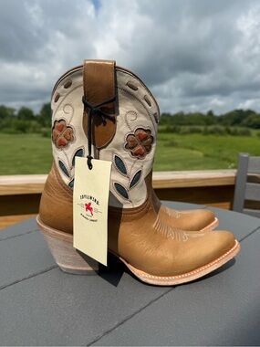 NWT Idyllwind by Miranda Lambert Boots - Size 9